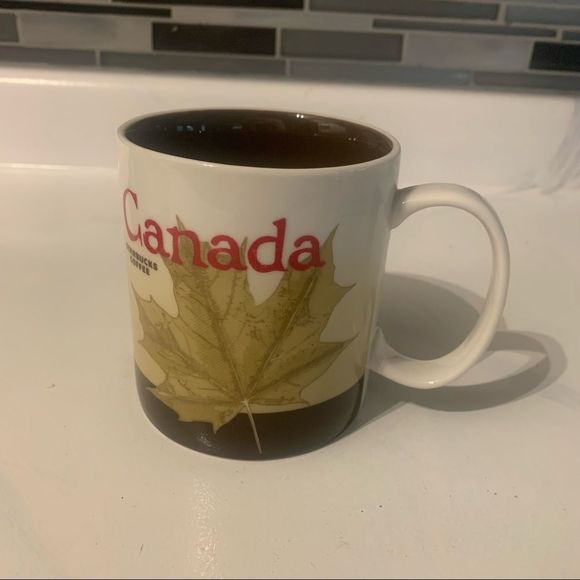 Starbucks Canada 2011 Collector's Series 16 oz Coffee Mug Red Maple Leaf print - Picture 2 of 5